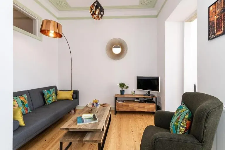 Апартаменты Guestready - Contemporary Apt In Central Лиссабон 0*,  Португалия