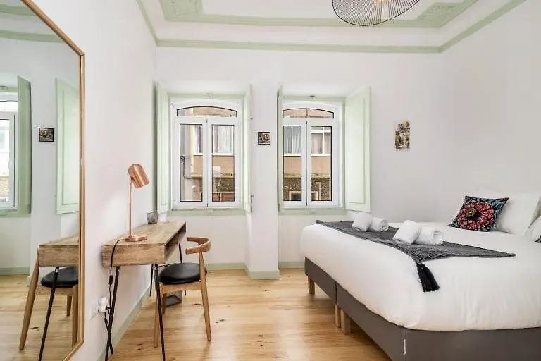 Апартаменты Guestready - Contemporary Apt In Central Лиссабон